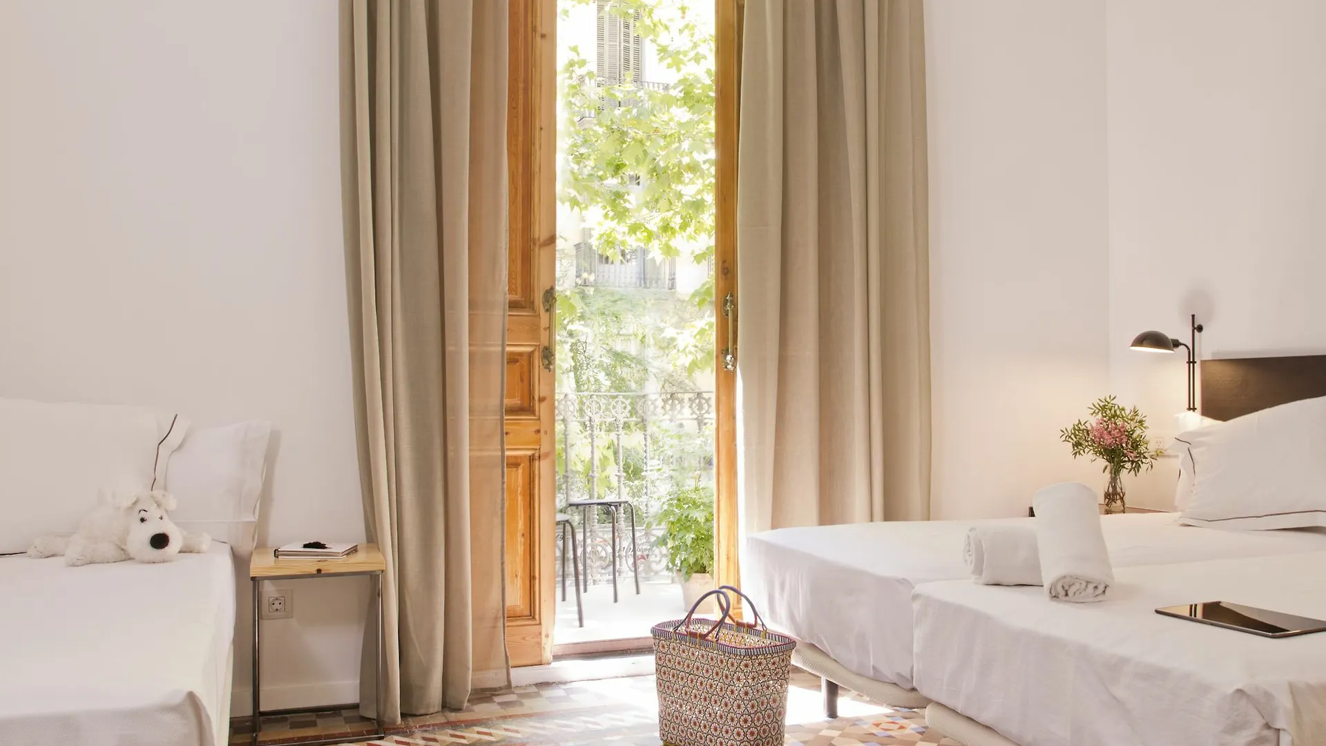 Som Nit Triomf Hotel Barcelona