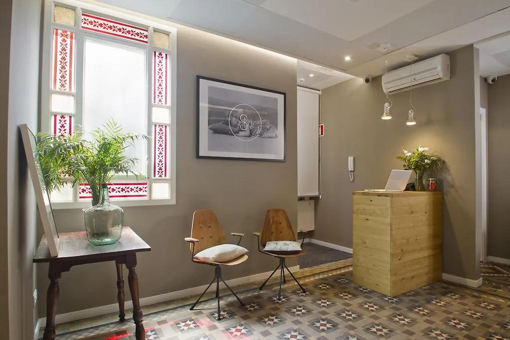 Hotel Som Nit Triomf Barcelona Pensión