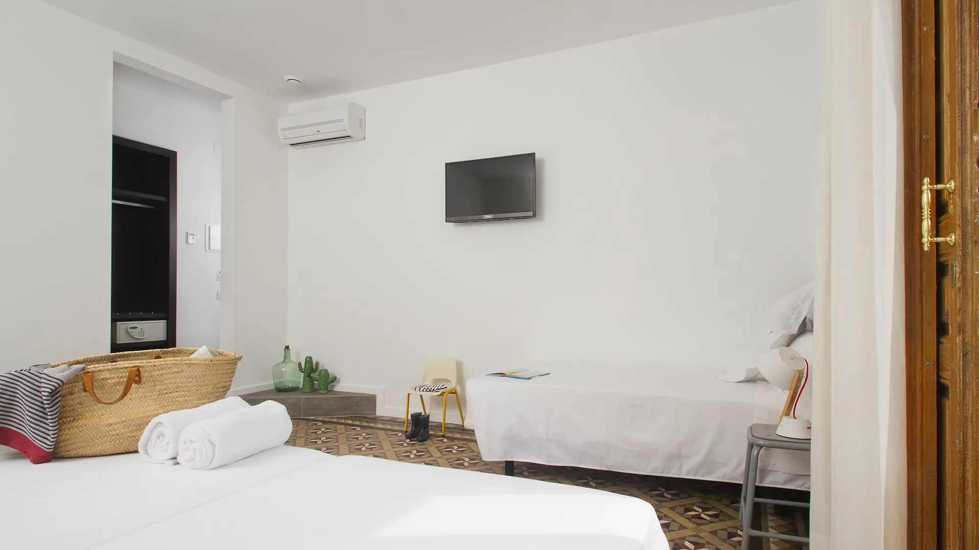 Hotel Som Nit Triomf Barcelona