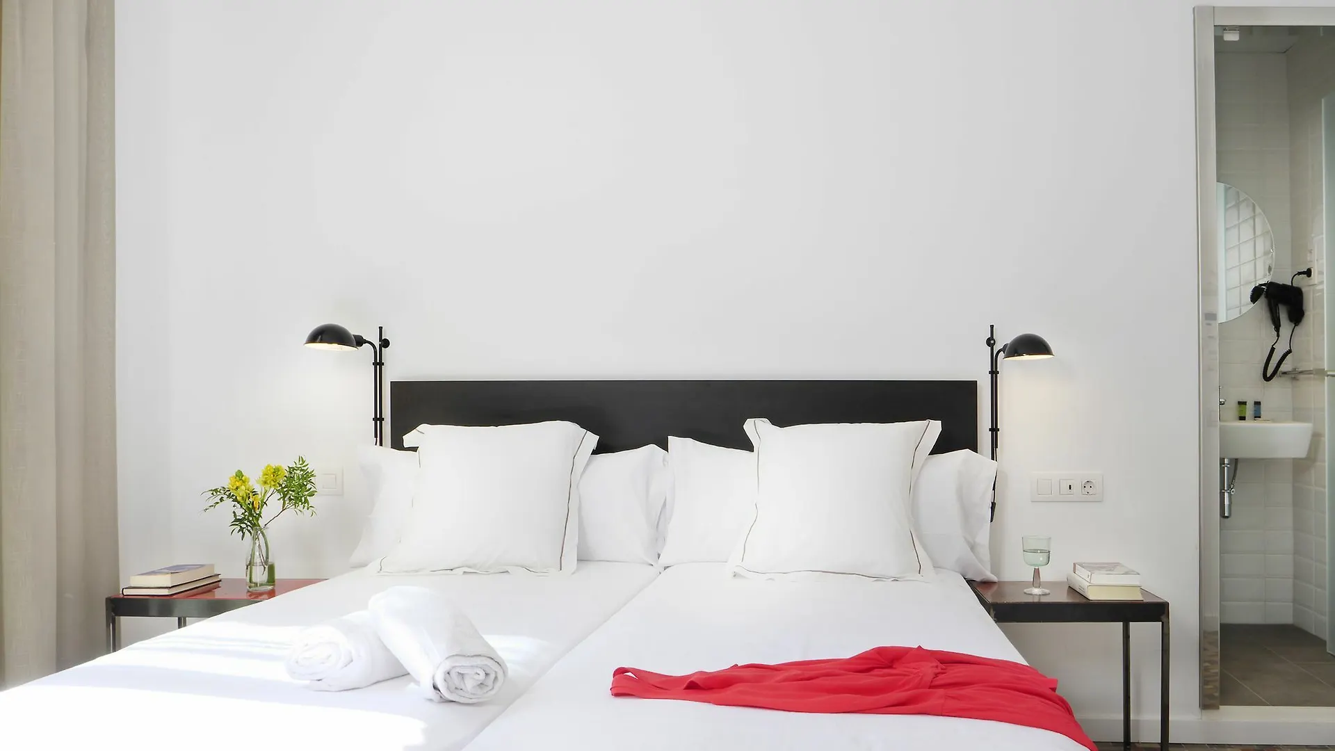 Pensión Hotel Som Nit Triomf Barcelona