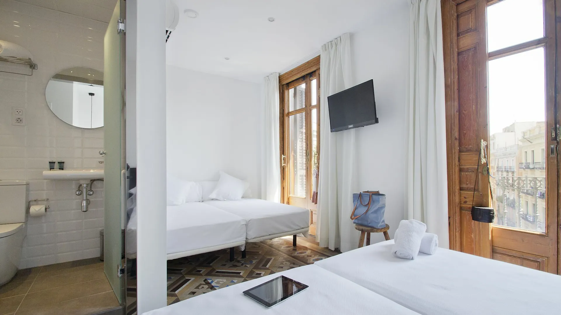 Hotel Som Nit Triomf Barcelona Pensión